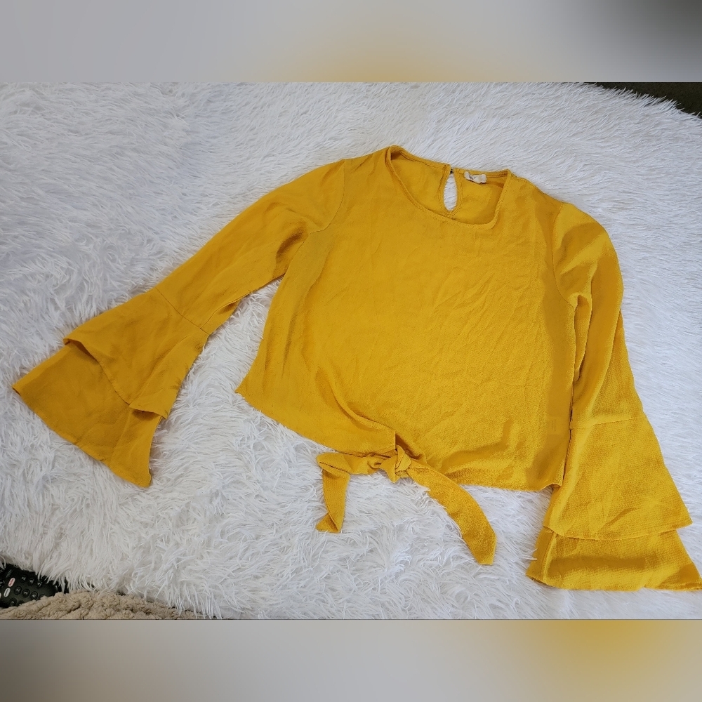 Selfie Leslie Womens Mustard Flared Sleeve Blouse Size Large